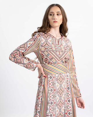 Embroidered Palestinian thobe with elegant waist belt in pink — ASHI